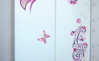 Шкаф в детскую комнату для девочки