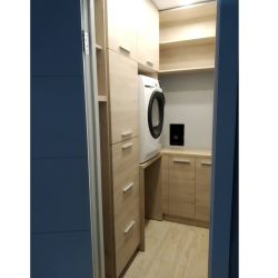 Комплект мебели в постирочную с шкафом