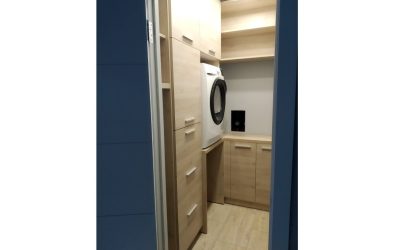 Комплект мебели в постирочную с шкафом