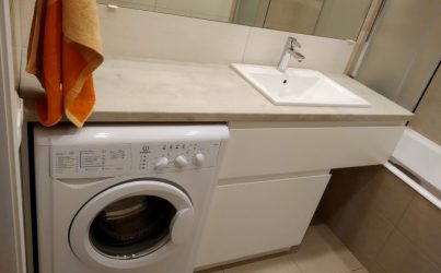 Мебель для ванной комнаты с тумбой под раковину