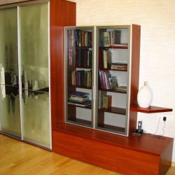 Набор мебели в узкую прихожую