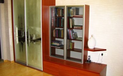 Набор мебели в узкую прихожую