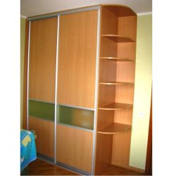Корпусный шкаф купе с угловой секцией