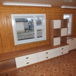 Тумба в прихожую с полками длинная