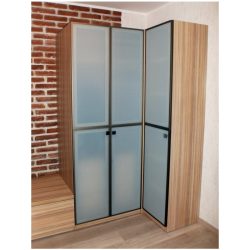 Угловой распашной шкаф в прихожую со стеклом